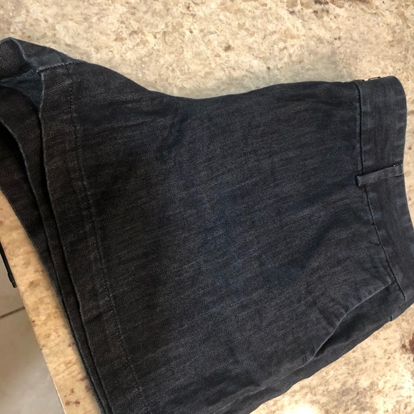 Ann Taylor blue Jean shorts - Picture 5 of 5